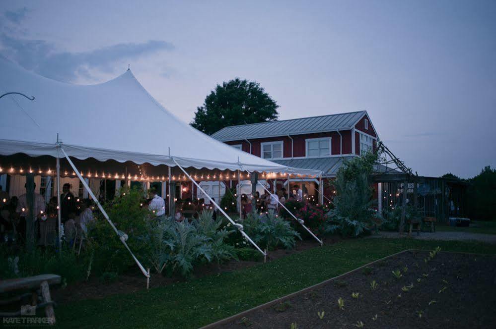 The Farmhouse Inn Buckhead Exterior photo